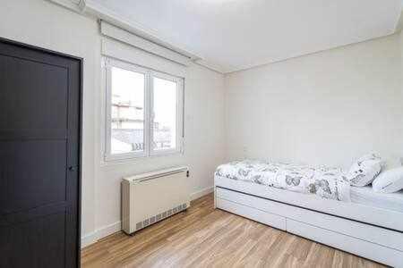 Atico Terraza Playa Futbol Y Congresos Vut4708As Appartement Gijón Buitenkant foto